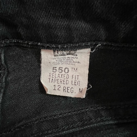 Levi’s Vintage 550 Distressed High Rise Relaxed Fit Tapered Mom Jeans Size 32 - Picture 6 of 16